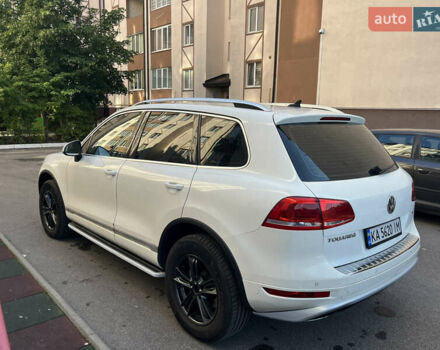 Белый Фольксваген Туарег, объемом двигателя 2.97 л и пробегом 262 тыс. км за 18500 $, фото 6 на Automoto.ua