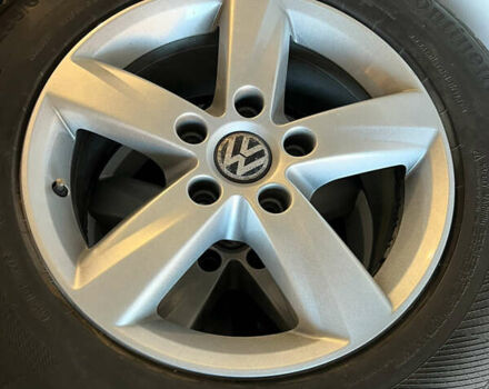 Белый Фольксваген Туарег, объемом двигателя 2.97 л и пробегом 315 тыс. км за 17700 $, фото 22 на Automoto.ua