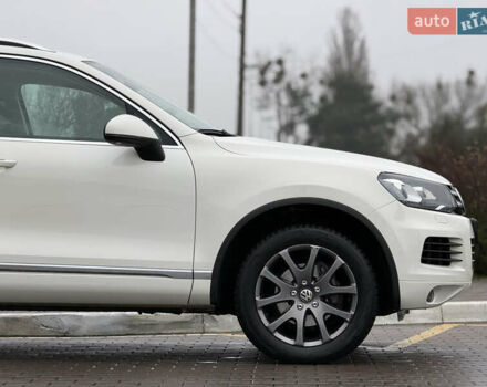 Белый Фольксваген Туарег, объемом двигателя 2.97 л и пробегом 189 тыс. км за 17450 $, фото 11 на Automoto.ua