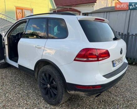 Білий Фольксваген Туарег, об'ємом двигуна 2.97 л та пробігом 337 тис. км за 18500 $, фото 14 на Automoto.ua