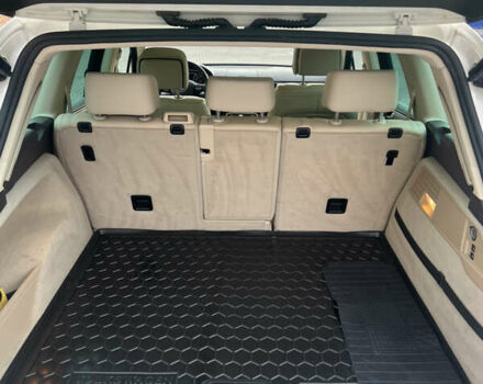 Белый Фольксваген Туарег, объемом двигателя 0 л и пробегом 150 тыс. км за 22500 $, фото 7 на Automoto.ua