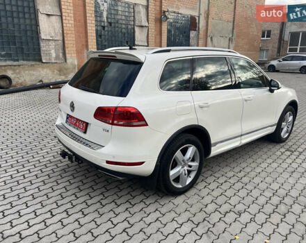 Белый Фольксваген Туарег, объемом двигателя 0 л и пробегом 150 тыс. км за 22500 $, фото 3 на Automoto.ua