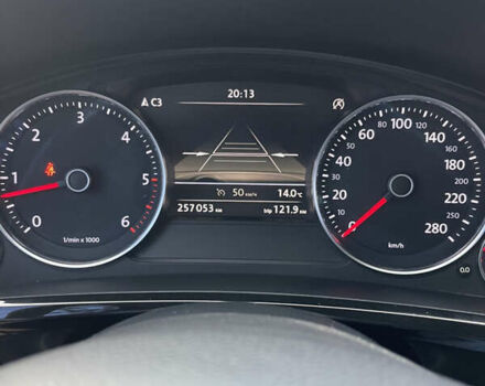 Белый Фольксваген Туарег, объемом двигателя 2.97 л и пробегом 257 тыс. км за 21000 $, фото 47 на Automoto.ua