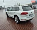 Белый Фольксваген Туарег, объемом двигателя 2.97 л и пробегом 182 тыс. км за 17700 $, фото 7 на Automoto.ua