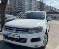 Белый Фольксваген Туарег, объемом двигателя 0 л и пробегом 320 тыс. км за 16500 $, фото 1 на Automoto.ua