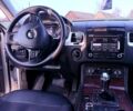 Белый Фольксваген Туарег, объемом двигателя 3 л и пробегом 330 тыс. км за 21000 $, фото 11 на Automoto.ua