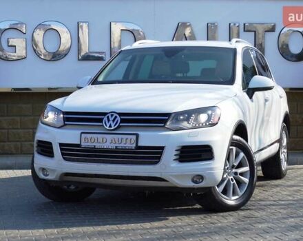 Белый Фольксваген Туарег, объемом двигателя 2.97 л и пробегом 272 тыс. км за 17500 $, фото 4 на Automoto.ua