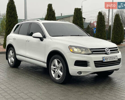 Білий Фольксваген Туарег, об'ємом двигуна 3 л та пробігом 123 тис. км за 17300 $, фото 3 на Automoto.ua