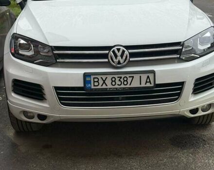 Белый Фольксваген Туарег, объемом двигателя 2.97 л и пробегом 246 тыс. км за 20800 $, фото 1 на Automoto.ua