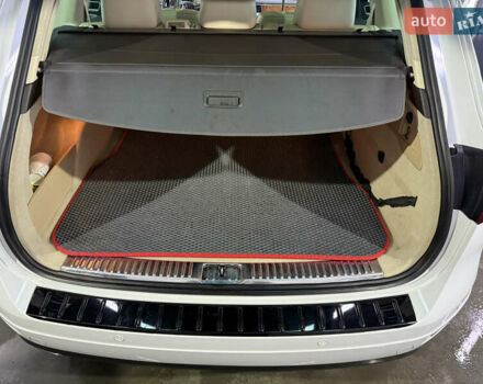 Белый Фольксваген Туарег, объемом двигателя 2.97 л и пробегом 370 тыс. км за 15499 $, фото 17 на Automoto.ua