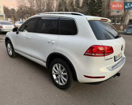 Білий Фольксваген Туарег, об'ємом двигуна 2.97 л та пробігом 231 тис. км за 17999 $, фото 14 на Automoto.ua