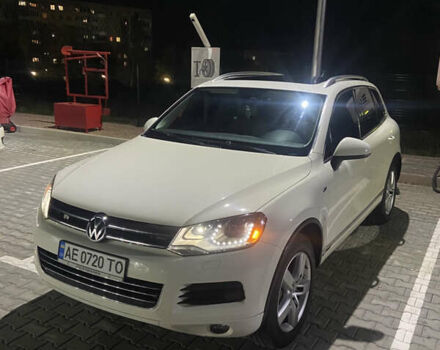 Белый Фольксваген Туарег, объемом двигателя 2.97 л и пробегом 225 тыс. км за 17900 $, фото 13 на Automoto.ua