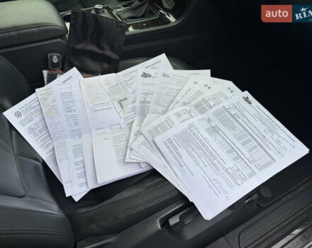 Белый Фольксваген Туарег, объемом двигателя 2.97 л и пробегом 209 тыс. км за 20500 $, фото 24 на Automoto.ua