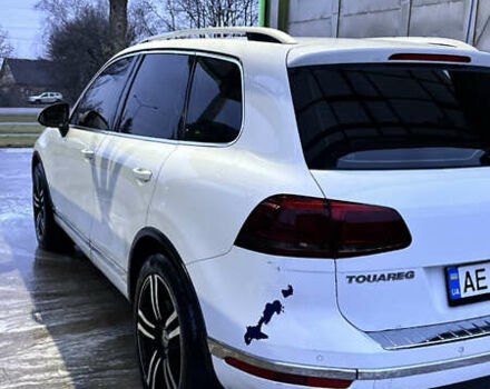 Белый Фольксваген Туарег, объемом двигателя 3 л и пробегом 148 тыс. км за 13000 $, фото 12 на Automoto.ua