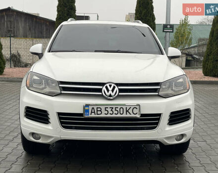 Білий Фольксваген Туарег, об'ємом двигуна 3 л та пробігом 123 тис. км за 17300 $, фото 11 на Automoto.ua