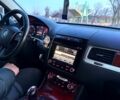 Белый Фольксваген Туарег, объемом двигателя 3 л и пробегом 330 тыс. км за 21000 $, фото 10 на Automoto.ua