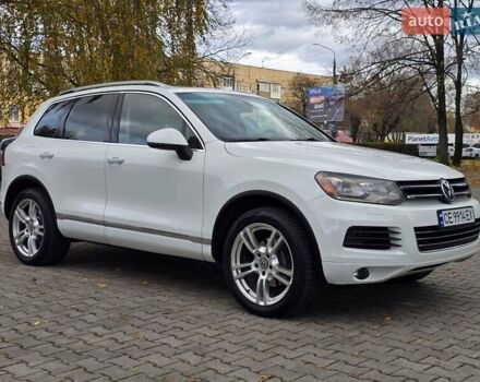 Белый Фольксваген Туарег, объемом двигателя 2.97 л и пробегом 290 тыс. км за 17500 $, фото 3 на Automoto.ua