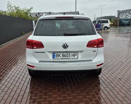 Белый Фольксваген Туарег, объемом двигателя 2.97 л и пробегом 182 тыс. км за 17700 $, фото 8 на Automoto.ua
