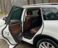 Белый Фольксваген Туарег, объемом двигателя 3 л и пробегом 176 тыс. км за 20000 $, фото 12 на Automoto.ua