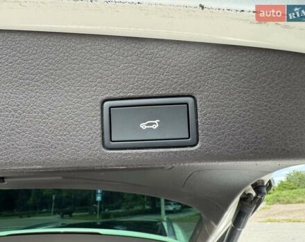 Белый Фольксваген Туарег, объемом двигателя 2.97 л и пробегом 177 тыс. км за 22333 $, фото 15 на Automoto.ua