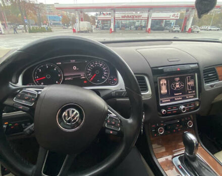 Белый Фольксваген Туарег, объемом двигателя 2.97 л и пробегом 225 тыс. км за 17900 $, фото 16 на Automoto.ua