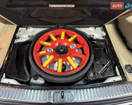 Белый Фольксваген Туарег, объемом двигателя 2.97 л и пробегом 370 тыс. км за 15499 $, фото 18 на Automoto.ua