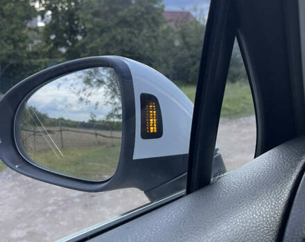 Белый Фольксваген Туарег, объемом двигателя 2.97 л и пробегом 257 тыс. км за 21000 $, фото 37 на Automoto.ua