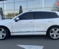 Белый Фольксваген Туарег, объемом двигателя 4.13 л и пробегом 128 тыс. км за 29000 $, фото 4 на Automoto.ua