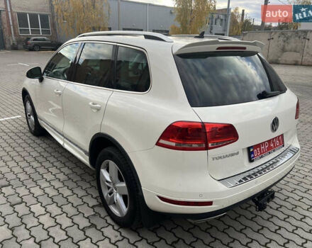 Белый Фольксваген Туарег, объемом двигателя 0 л и пробегом 150 тыс. км за 22500 $, фото 6 на Automoto.ua