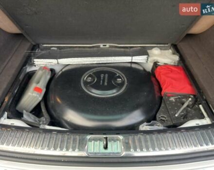 Білий Фольксваген Туарег, об'ємом двигуна 3.6 л та пробігом 272 тис. км за 17500 $, фото 10 на Automoto.ua