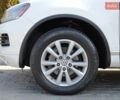Белый Фольксваген Туарег, объемом двигателя 2.97 л и пробегом 272 тыс. км за 17500 $, фото 7 на Automoto.ua