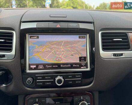 Белый Фольксваген Туарег, объемом двигателя 2.97 л и пробегом 177 тыс. км за 22333 $, фото 5 на Automoto.ua