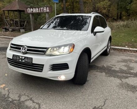 Белый Фольксваген Туарег, объемом двигателя 2.97 л и пробегом 237 тыс. км за 16300 $, фото 1 на Automoto.ua