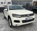 Белый Фольксваген Туарег, объемом двигателя 2.97 л и пробегом 225 тыс. км за 17900 $, фото 1 на Automoto.ua