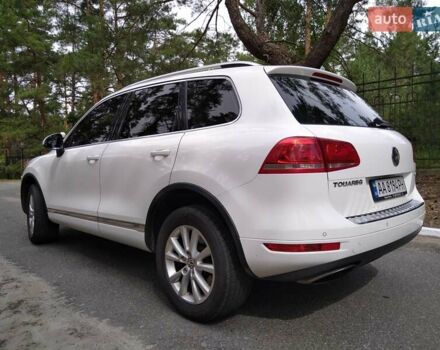 Білий Фольксваген Туарег, об'ємом двигуна 2.97 л та пробігом 183 тис. км за 17900 $, фото 1 на Automoto.ua