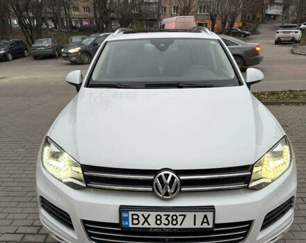 Белый Фольксваген Туарег, объемом двигателя 2.97 л и пробегом 246 тыс. км за 20800 $, фото 2 на Automoto.ua