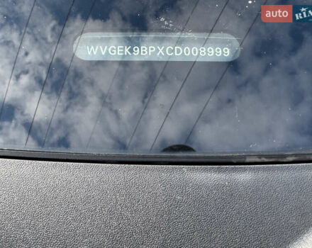 Белый Фольксваген Туарег, объемом двигателя 3 л и пробегом 175 тыс. км за 17500 $, фото 2 на Automoto.ua