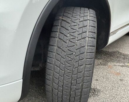 Белый Фольксваген Туарег, объемом двигателя 2.97 л и пробегом 237 тыс. км за 16300 $, фото 8 на Automoto.ua