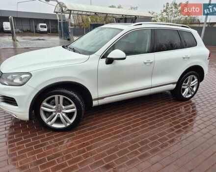 Белый Фольксваген Туарег, объемом двигателя 2.97 л и пробегом 182 тыс. км за 17700 $, фото 6 на Automoto.ua