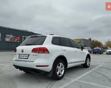 Белый Фольксваген Туарег, объемом двигателя 2.97 л и пробегом 238 тыс. км за 20990 $, фото 5 на Automoto.ua