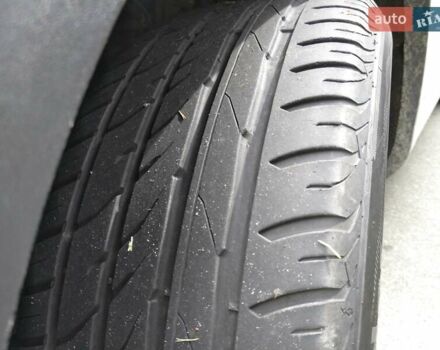 Білий Фольксваген Туарег, об'ємом двигуна 2.97 л та пробігом 183 тис. км за 17900 $, фото 13 на Automoto.ua