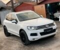 Белый Фольксваген Туарег, объемом двигателя 3 л и пробегом 230 тыс. км за 13800 $, фото 1 на Automoto.ua