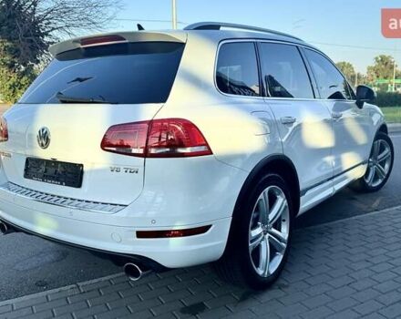 Белый Фольксваген Туарег, объемом двигателя 4.13 л и пробегом 128 тыс. км за 29000 $, фото 8 на Automoto.ua