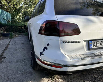 Белый Фольксваген Туарег, объемом двигателя 3 л и пробегом 148 тыс. км за 13000 $, фото 15 на Automoto.ua