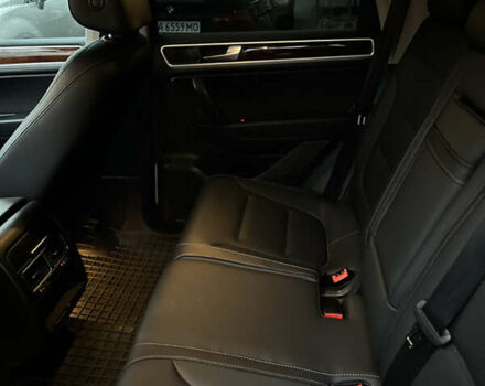 Белый Фольксваген Туарег, объемом двигателя 3 л и пробегом 215 тыс. км за 16700 $, фото 8 на Automoto.ua