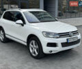 Белый Фольксваген Туарег, объемом двигателя 2.97 л и пробегом 209 тыс. км за 20500 $, фото 2 на Automoto.ua