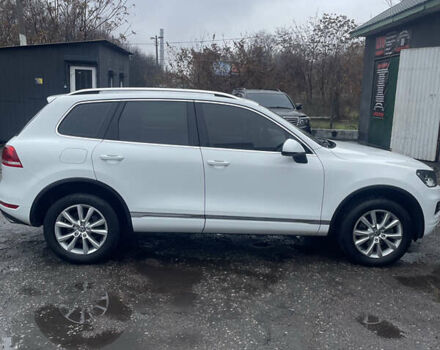 Білий Фольксваген Туарег, об'ємом двигуна 2.97 л та пробігом 130 тис. км за 21300 $, фото 6 на Automoto.ua