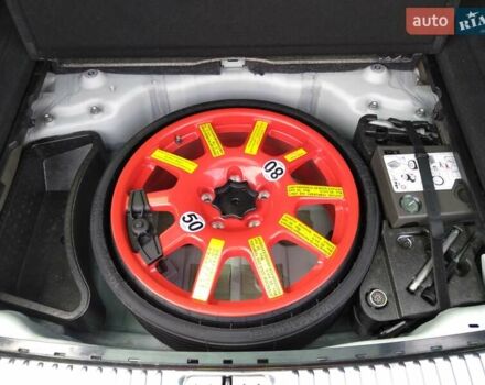 Білий Фольксваген Туарег, об'ємом двигуна 2.97 л та пробігом 183 тис. км за 17900 $, фото 12 на Automoto.ua