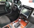 Білий Фольксваген Туарег, об'ємом двигуна 2.97 л та пробігом 183 тис. км за 17900 $, фото 7 на Automoto.ua