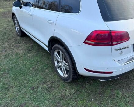 Белый Фольксваген Туарег, объемом двигателя 3 л и пробегом 247 тыс. км за 20000 $, фото 2 на Automoto.ua